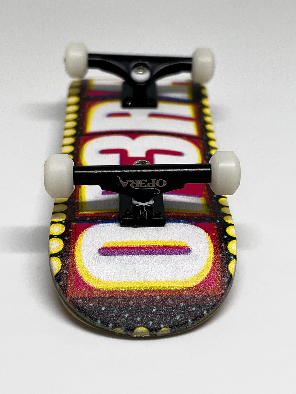 Op3ra Pro Fingerboard Complete 34 * 96mm - The Blocks (Polkadot) Edition