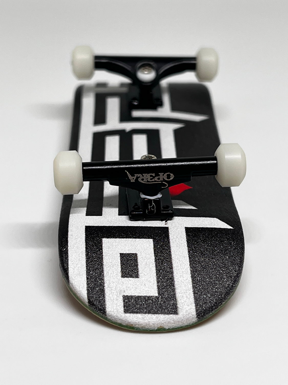 Op3ra Pro Fingerboard Complete 34 * 96mm - The <3 Maze Edition