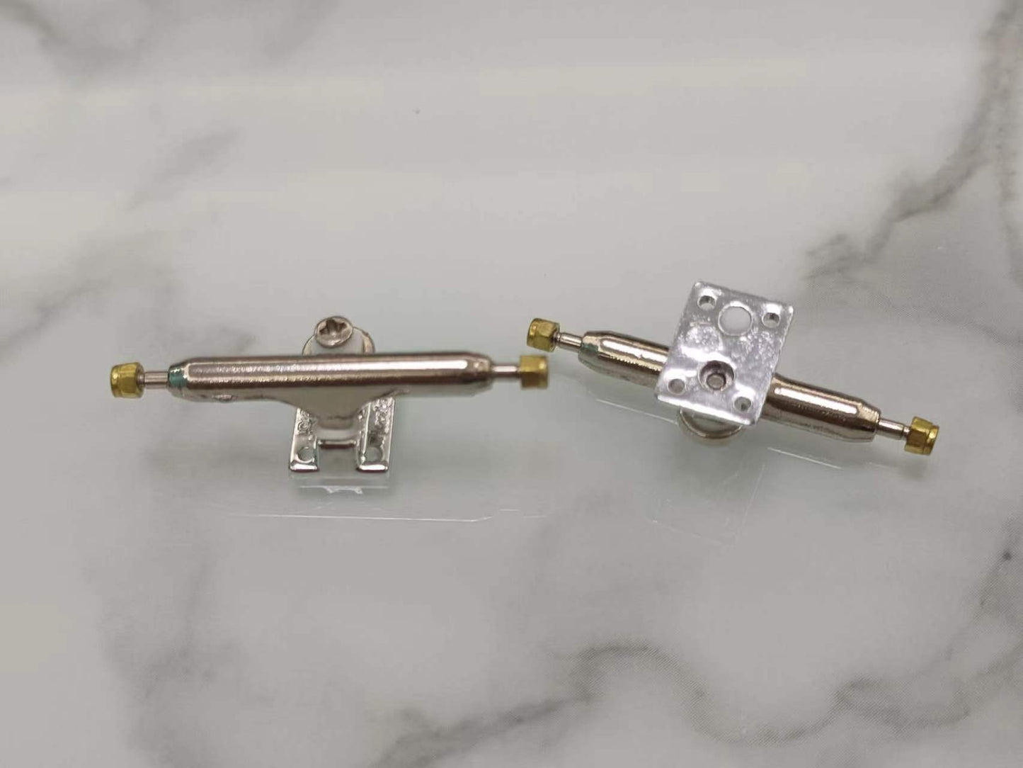 G3 Pro Silver Trucks with Square Colorful Baseplate  32mm/34mm