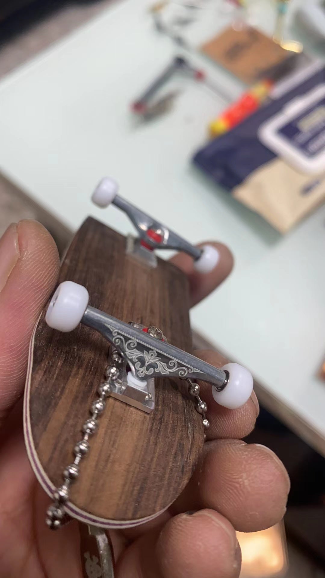 Leefai Royalty Limited Pro FINGERBOARD TRUCKS- 35MM