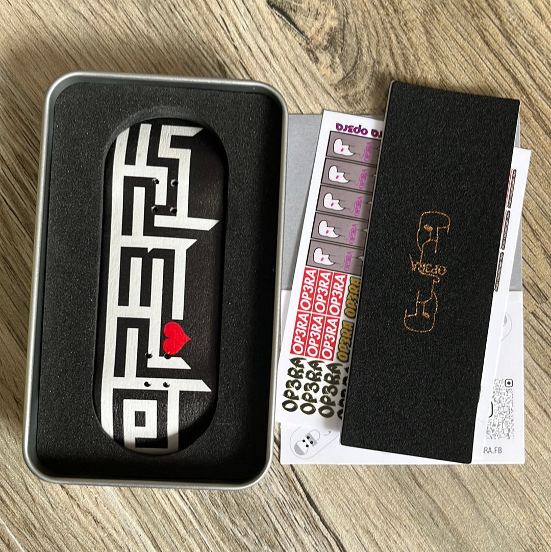 Op3ra Pro Fingerboard Complete 34 * 96mm - The <3 Maze Edition