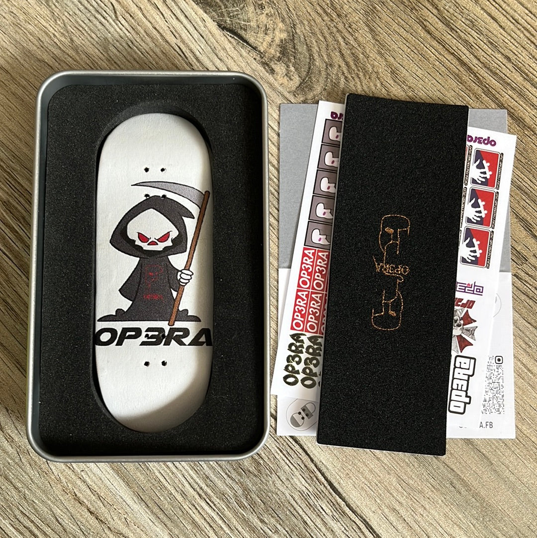 Op3ra Pro Fingerboard Complete 34 * 96mm - The Grim Edition