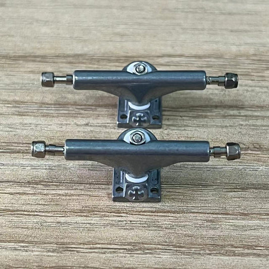 Indept Quality Pro Fingerboard Trucks Size 32mm-Raw Metal-Regular