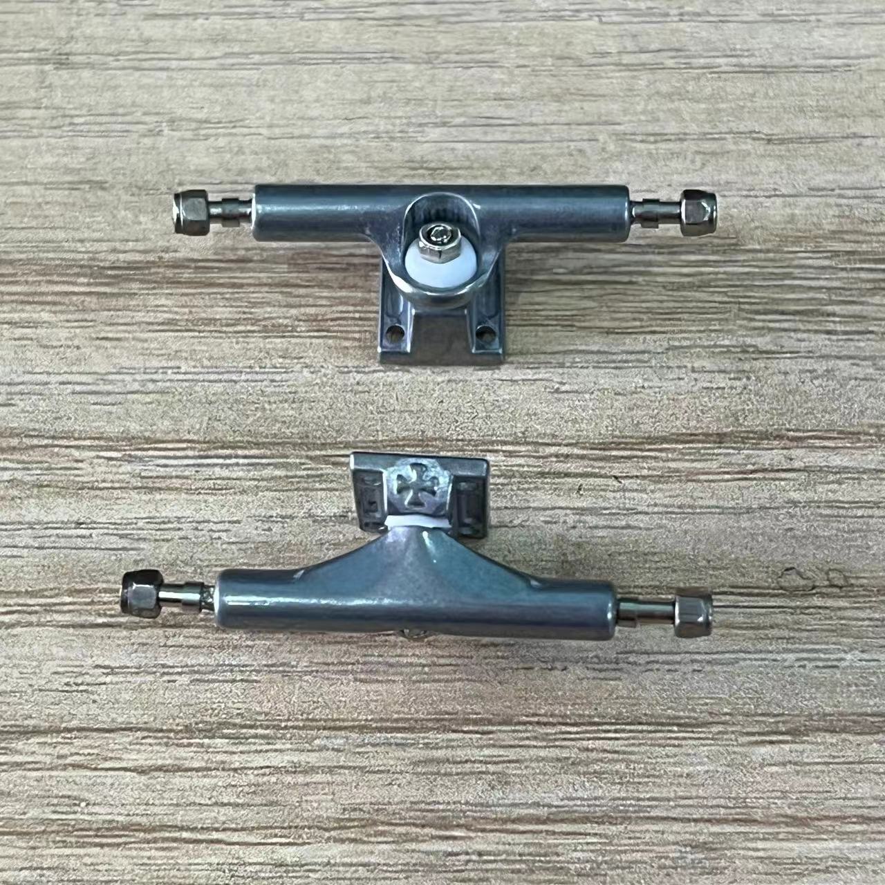 Indept Quality Pro Fingerboard Trucks Size 32mm-Raw Metal-Regular